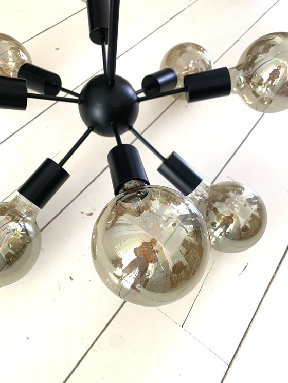 Image 1 of Design 8 Armige hanglamp zwart 8-bollen  - Sputnik