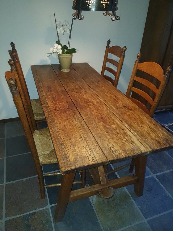 Image 1 of Antieke Houten Eettafel Inclusief 4 Houten Stoelen