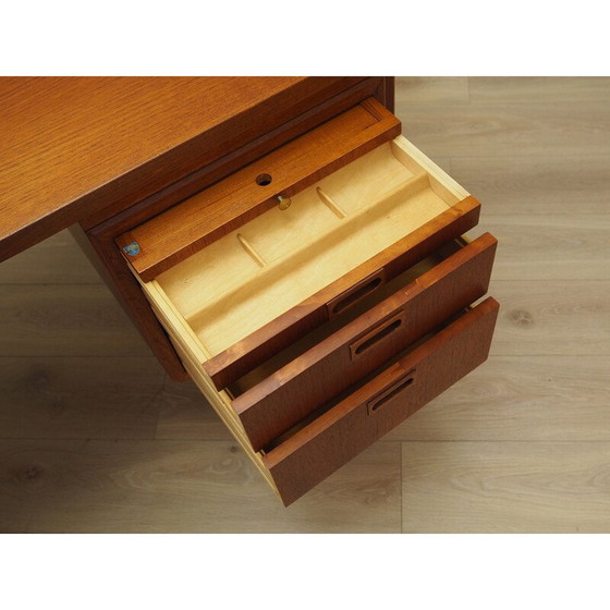 Image 1 of Vintage teakhouten bureau van Åtvidaberg, jaren 1970