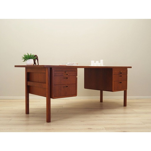 Vintage teakhouten bureau van Åtvidaberg, jaren 1970