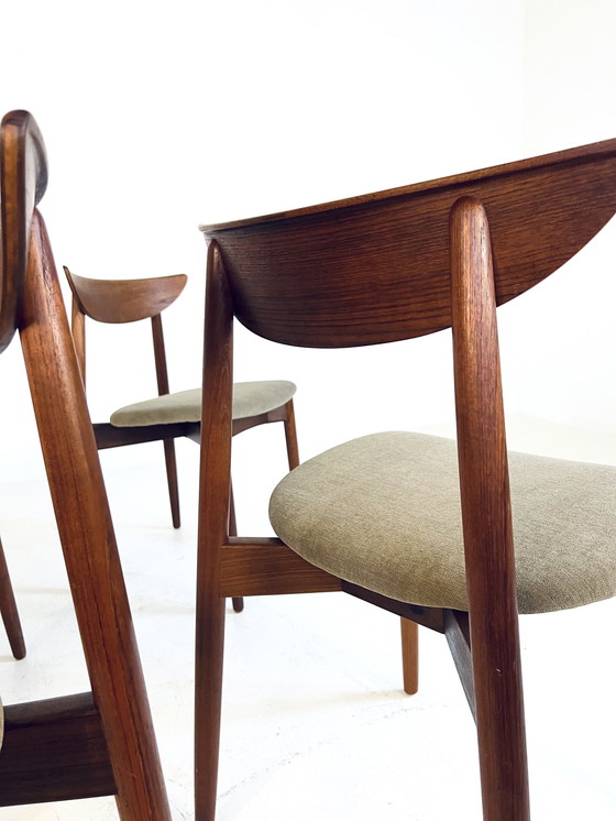 Image 1 of 6X Gerestaureerde Harry Østergaard Eetkamerstoelen ‘60