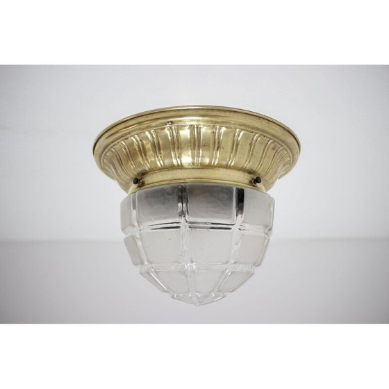 Image 1 of Vintage art deco plafondlamp in glas en messing, Tsjecho-Slowakije 1930