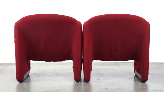 Image 1 of 2 x rode vintage design fauteuil van Artifort, model BEN