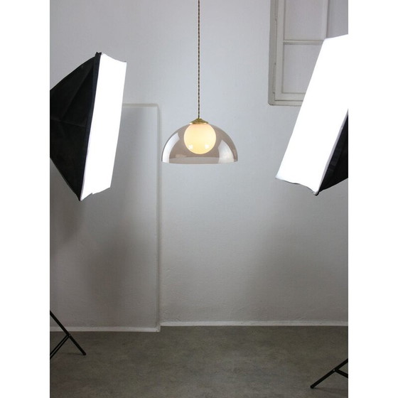 Image 1 of Vintage hanglamp van messing en opaline glas, Italië