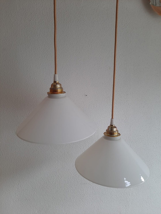 Image 1 of Vintage Driehoek Opaal Opaline Melkglas Wit Hanglamp Glas