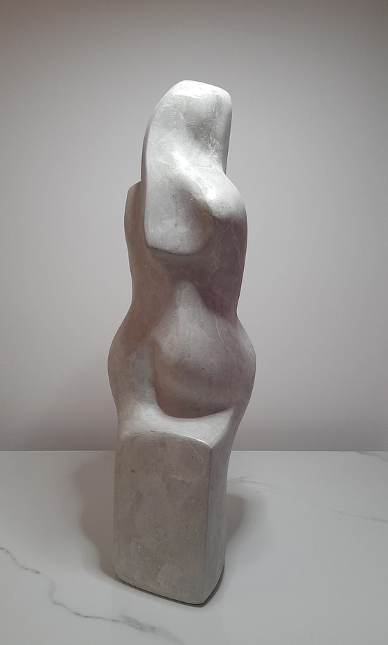 Image 1 of Clark Camilleri - Zittend figuur