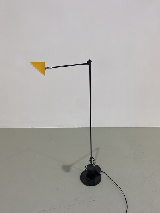 Image 1 of Pola Design vloerlamp Memphis Opknapper