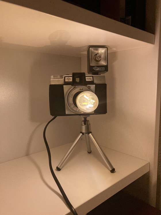 Image 1 of Cameralamp Met Retro Flits