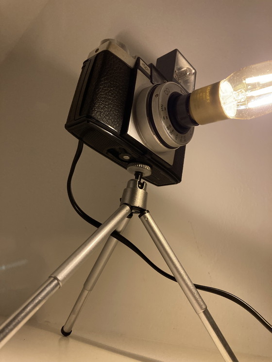 Image 1 of Cameralamp Met Retro Flits