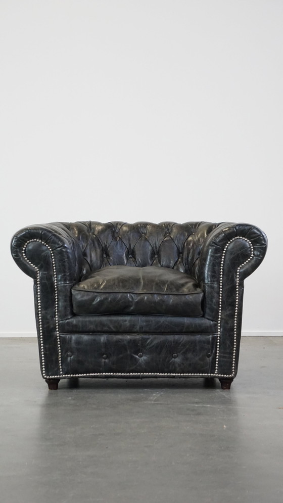 Image 1 of Zwarte Rundleren Chesterfield Fauteuil