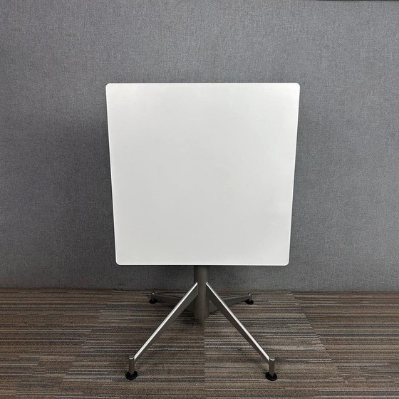 Image 1 of Lapalma Seltz Klaptafel