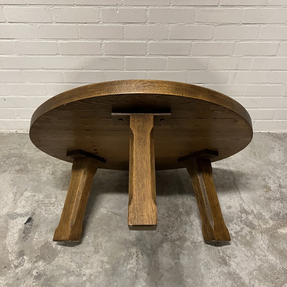 Image 1 of Ronde Brutalist Massief Eiken Tafel