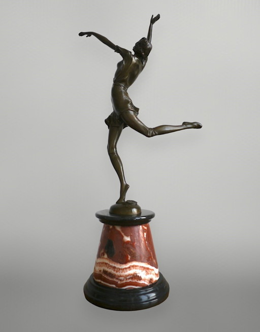 Bruno Zach  Bronzen Sculptuur ''Dancing Woman''