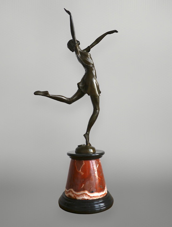 Image 1 of Bruno Zach  Bronzen Sculptuur ''Dancing Woman''