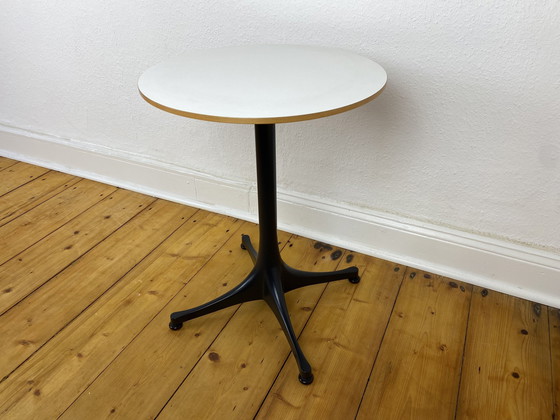 Image 1 of Vitra bijzettafel 5451 van George Nelson