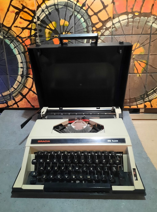 Vintage Prima Werkende Typemachine Gracia De Luxe Italy