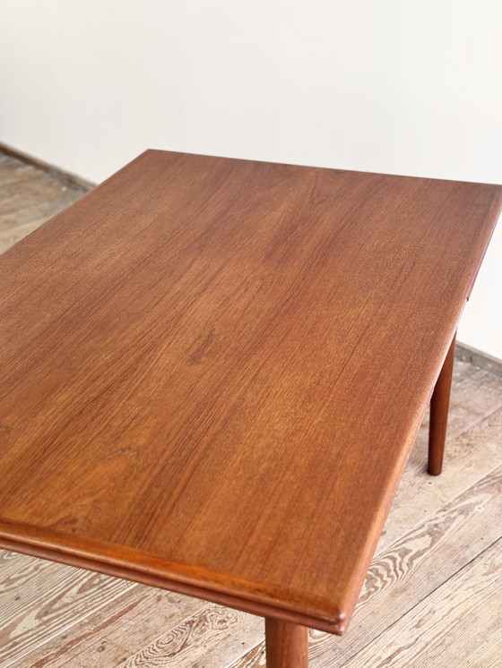 Image 1 of Mid Century Moderne Deense uitschuifbare eettafel in teak, 1960