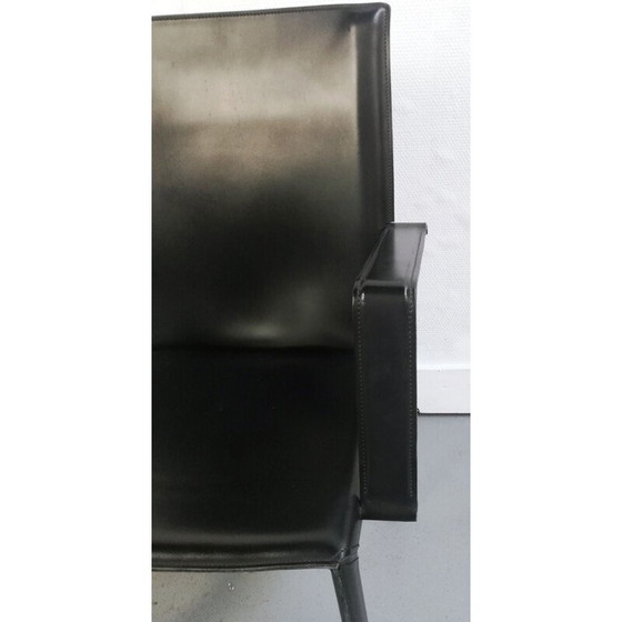 Image 1 of Vintage zwart leren stoel met armen van Enrico Pellizzoni
