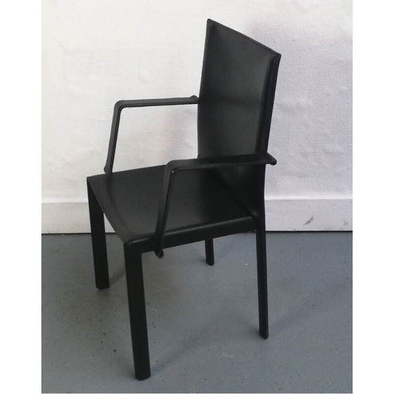 Image 1 of Vintage zwart leren stoel met armen van Enrico Pellizzoni