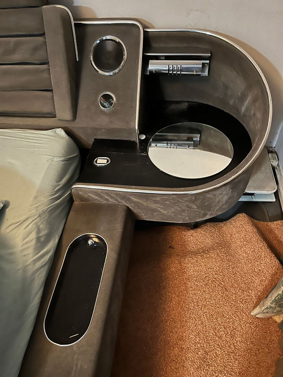 Image 1 of Space Age Jaren 70 Vintage Bed Toegeschreven Aan Luigi Massoni 