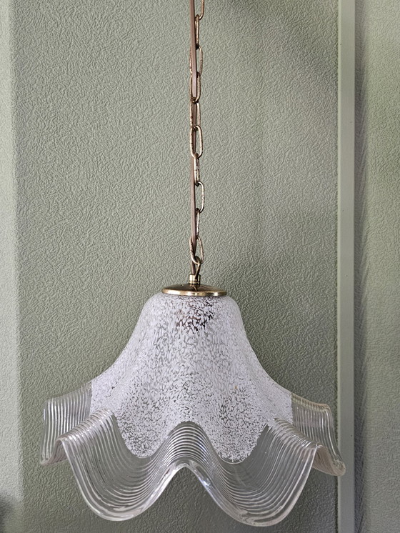 Image 1 of Vintage hanglamp met glazen lampenkap