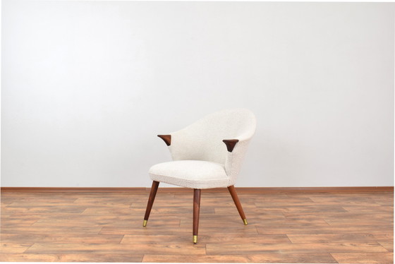 Image 1 of Mid Century Noorse Teak & Boucle Fauteuil, 1960S.