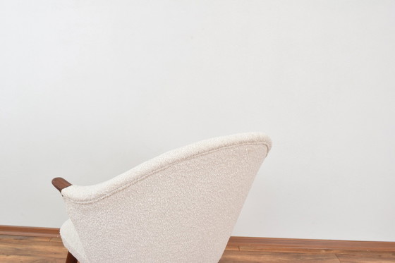 Image 1 of Mid Century Noorse Teak & Boucle Fauteuil, 1960S.