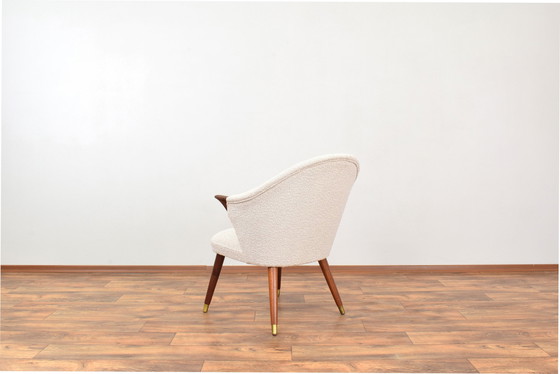 Image 1 of Mid Century Noorse Teak & Boucle Fauteuil, 1960S.