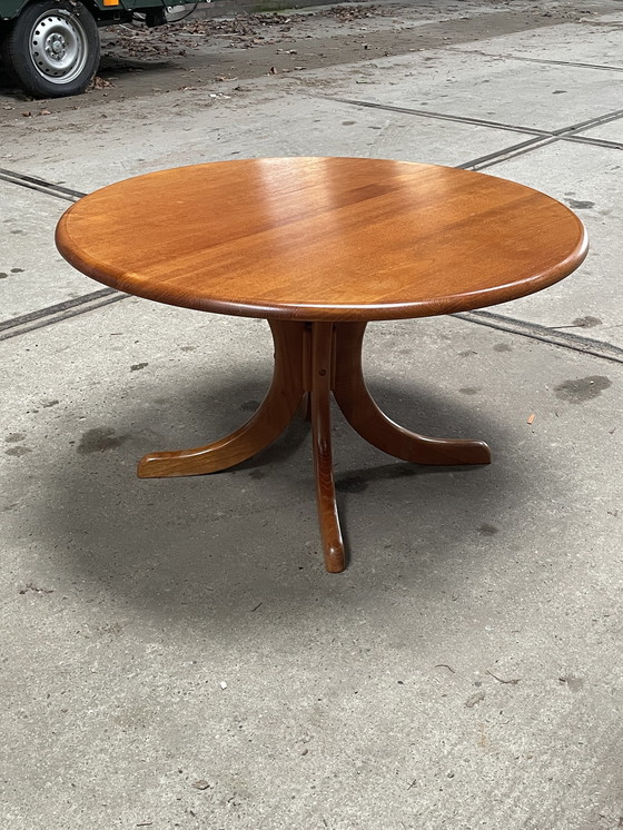 Image 1 of Vintage Scandinavische Salontafel, Rond, Teak