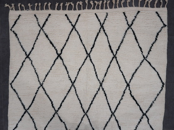 Image 1 of Berber Vloerkleed - 323 Cm X 202 Cm - Witte Wol