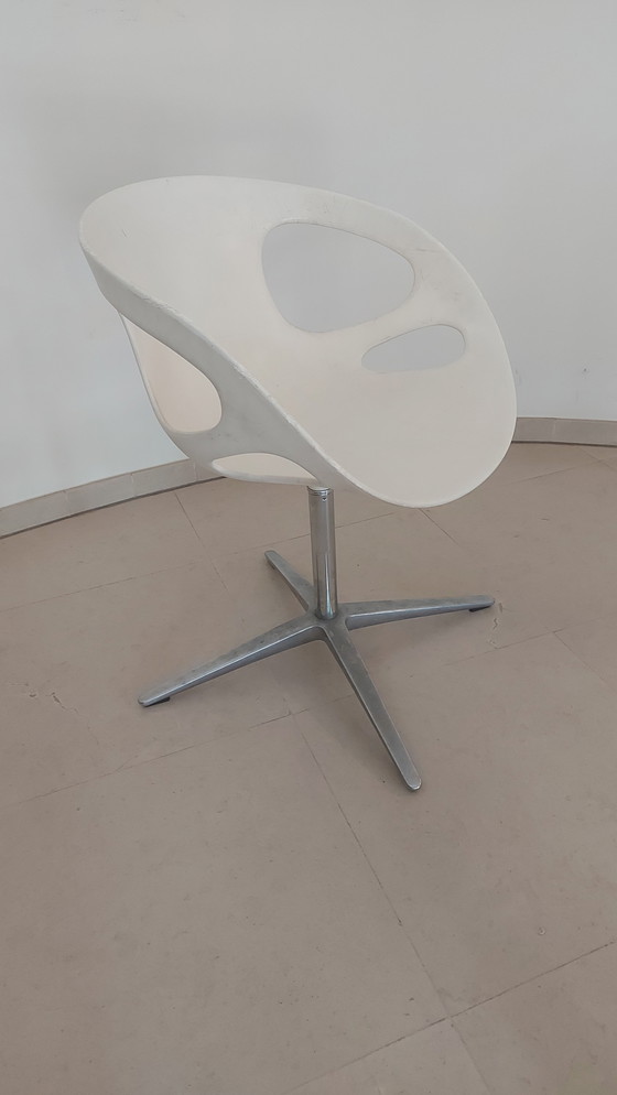 Image 1 of 4x Fritz Hansen chairs