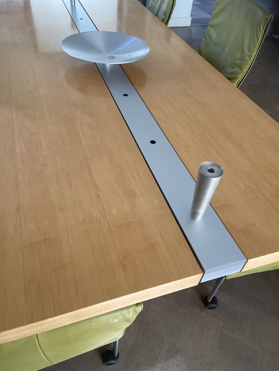 Image 1 of Moderne eettafel