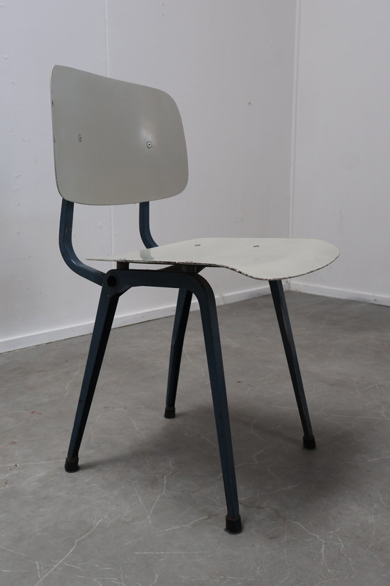 Image 1 of 5x Friso Kramer Ahrend De Cirkel Opstand Stoelen T.H. Delft