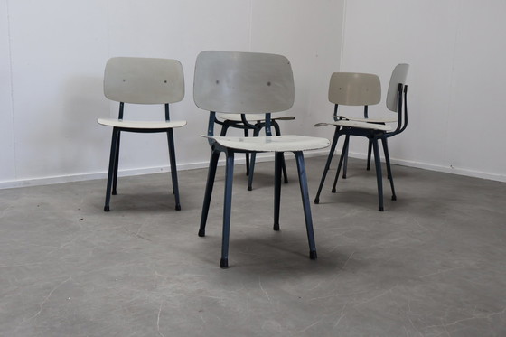 Image 1 of 5x Friso Kramer Ahrend De Cirkel Opstand Stoelen T.H. Delft