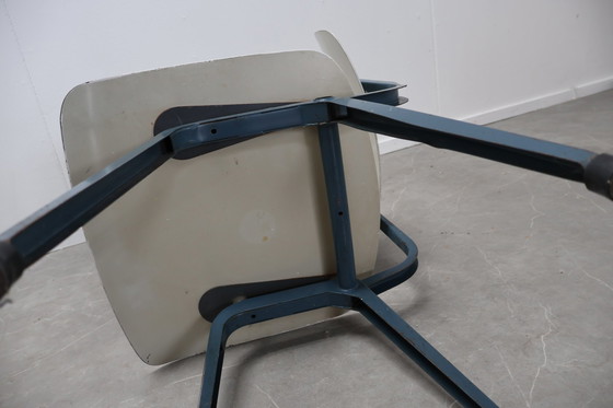 Image 1 of 5x Friso Kramer Ahrend De Cirkel Opstand Stoelen T.H. Delft