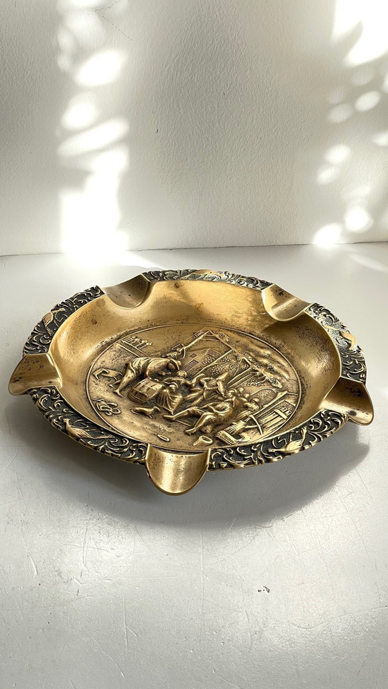 Image 1 of Vintage massief messing podium asbak