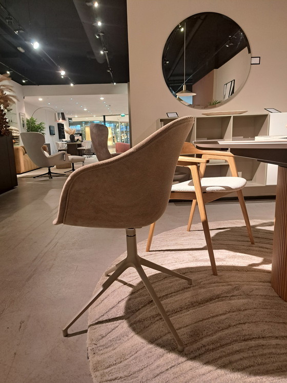 Image 1 of Adelaide Eetkamerstoel Met Draaifunctie Boconcept