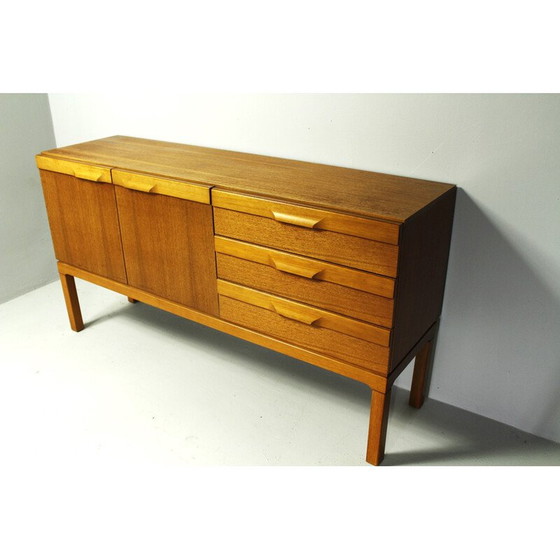 Image 1 of Vintage houten dressoir van Möbelwerk, Duitsland 1970