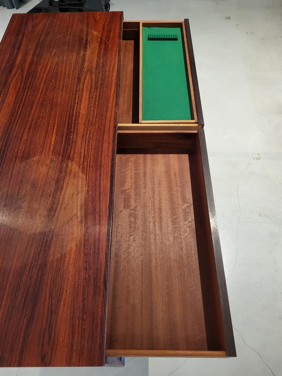 Image 1 of Brouer Dressoir 