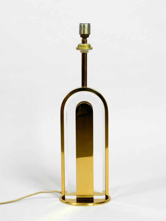 Image 1 of Zeer Zeldzame 1970S Xxl Messing Glazen Tafellamp uit de Vereinigte Werkstätten Collectie