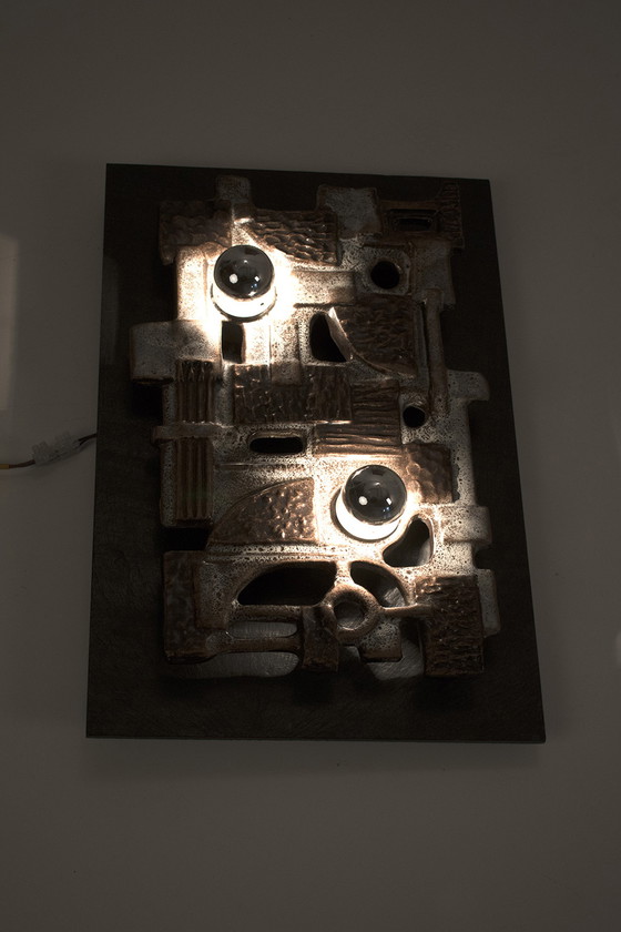 Image 1 of Brutalistische wandlamp