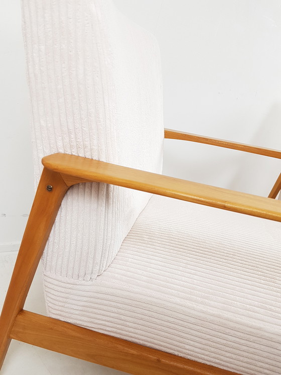 Image 1 of 2 vintage fauteuils | nieuw gestoffeerd off white Japandi 