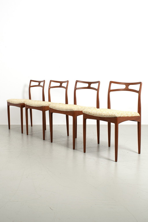 Set van 4 model 96 eetkamerstoelen Johannes Andersen 66960