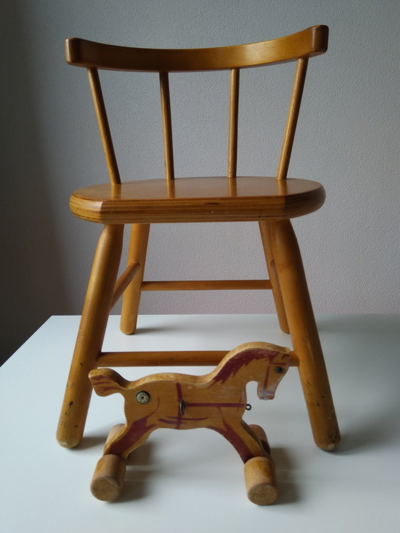 Image 1 of Vintage houten kinderstoel van Dijk Toys