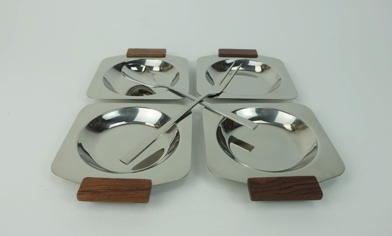 Image 1 of Mid Century Moderne Kom Set Dompelschalen Party Serveer Set Roestvrij Staal En Hout 1960S