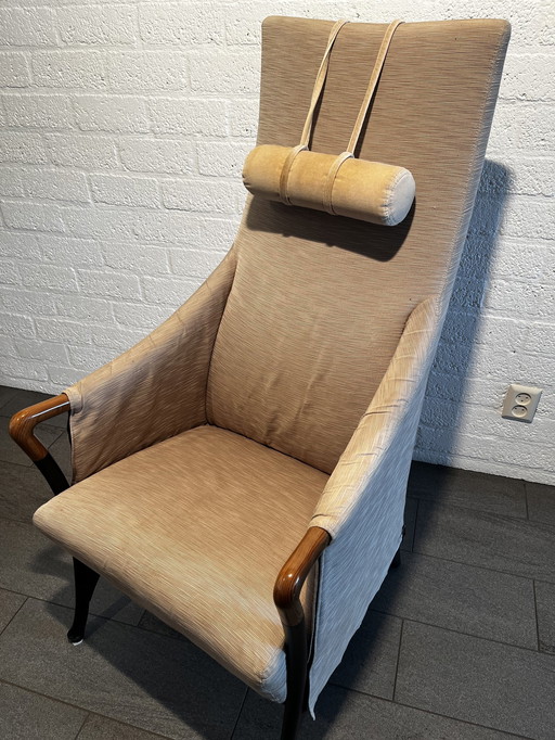 Giorgetti Fauteuil Met Voetenbankje