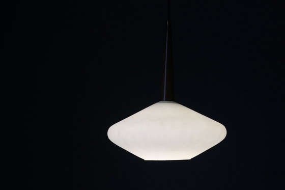 Image 1 of Louis Kalff 1960 Scandinavische Vintage Opaline Hanglamp