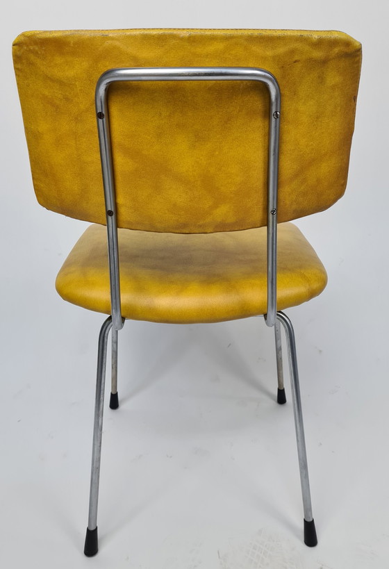 Image 1 of 2x gispen 1231 stoelen