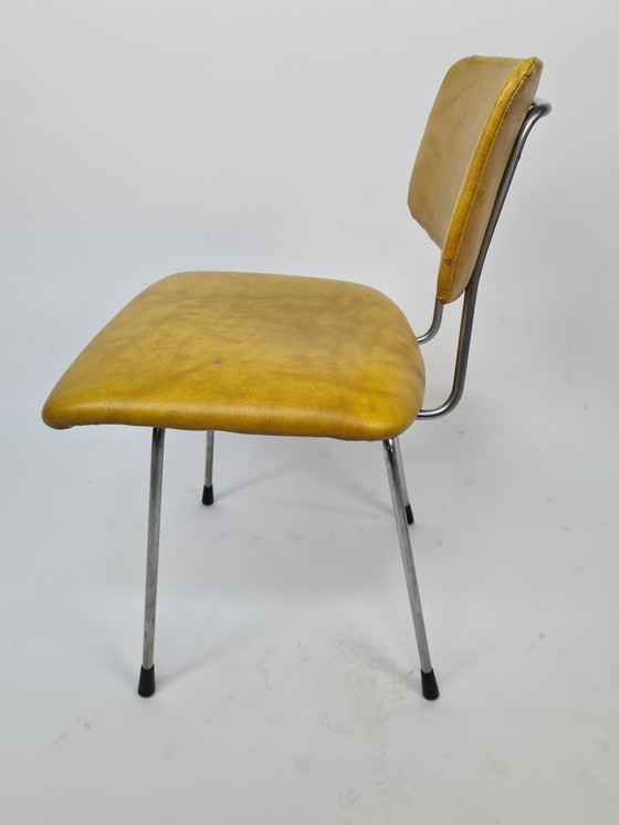 Image 1 of 2x gispen 1231 stoelen