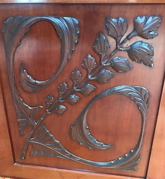 Image 1 of Art Deco kast